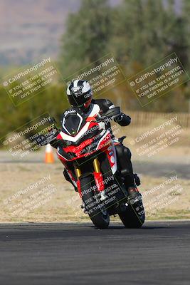 media/Nov-06-2023-Moto Forza (Mon) [[ce023d0744]]/3-Intermediate Group/Session 4 (Turns 2 and 1 Exit)/